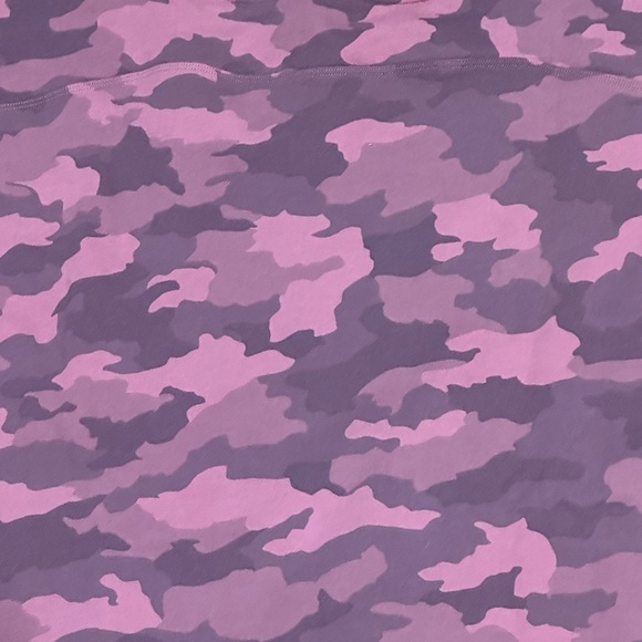 Brand New Lululemon Perfectly Oversized Crew - Picture 11 of 12